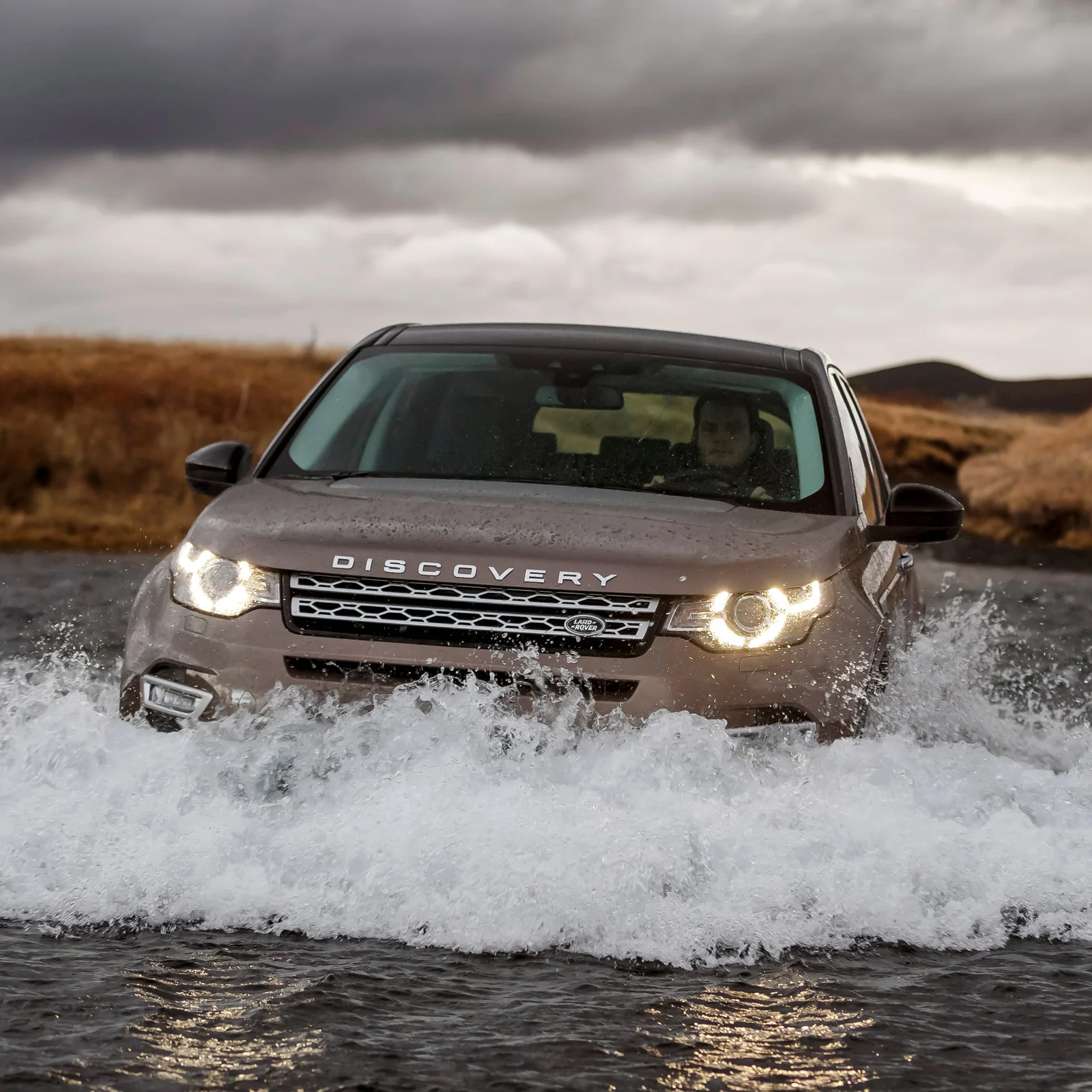 Outdoor-Smartphone von Land Rover ab 2017