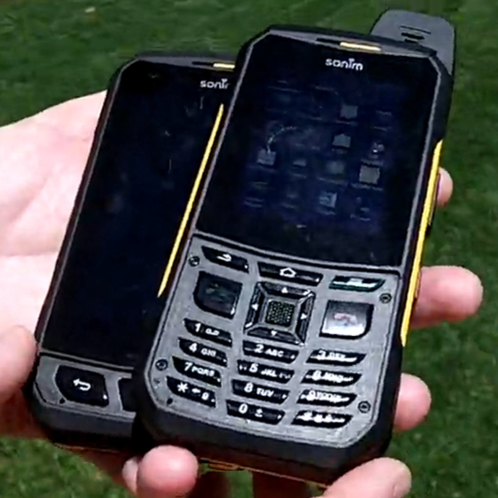 Zwei Sonim Smartphones kurz vor dem Markstart